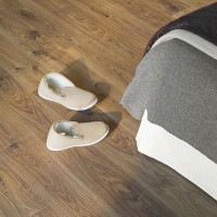 Ламинат Quick Step Perspective Hydro (Rus) PER1492 Дуб белый медиум